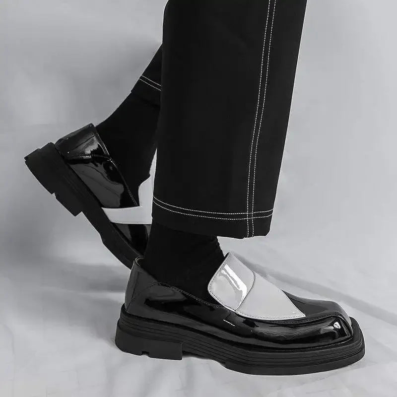 Michael | Contrast Loafers