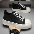 Nero Low-Top Sneakers