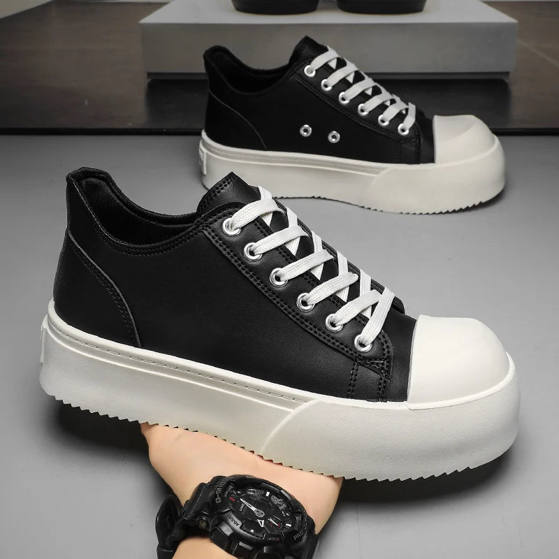 Nero Low-Top Sneakers