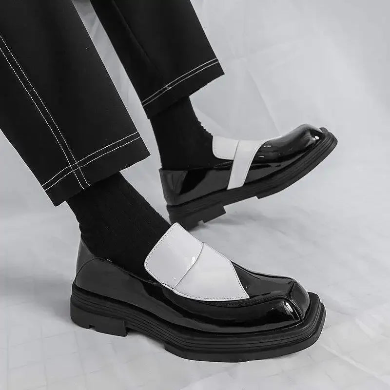 Michael | Contrast Loafers