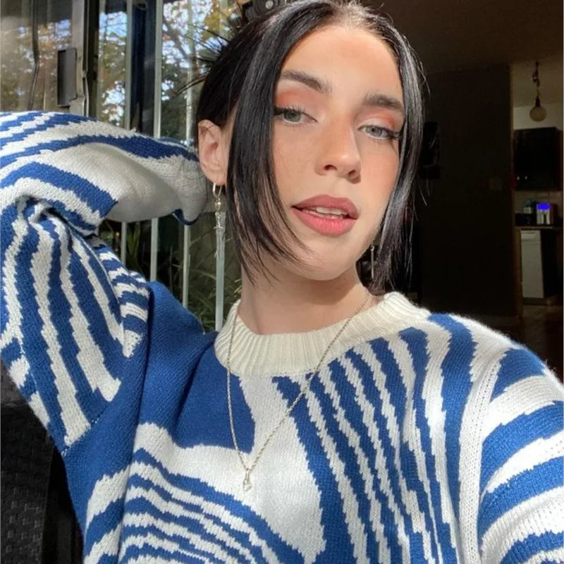 Isla | Swirl Knit Sweater