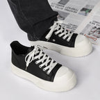 Nero Low-Top Sneakers