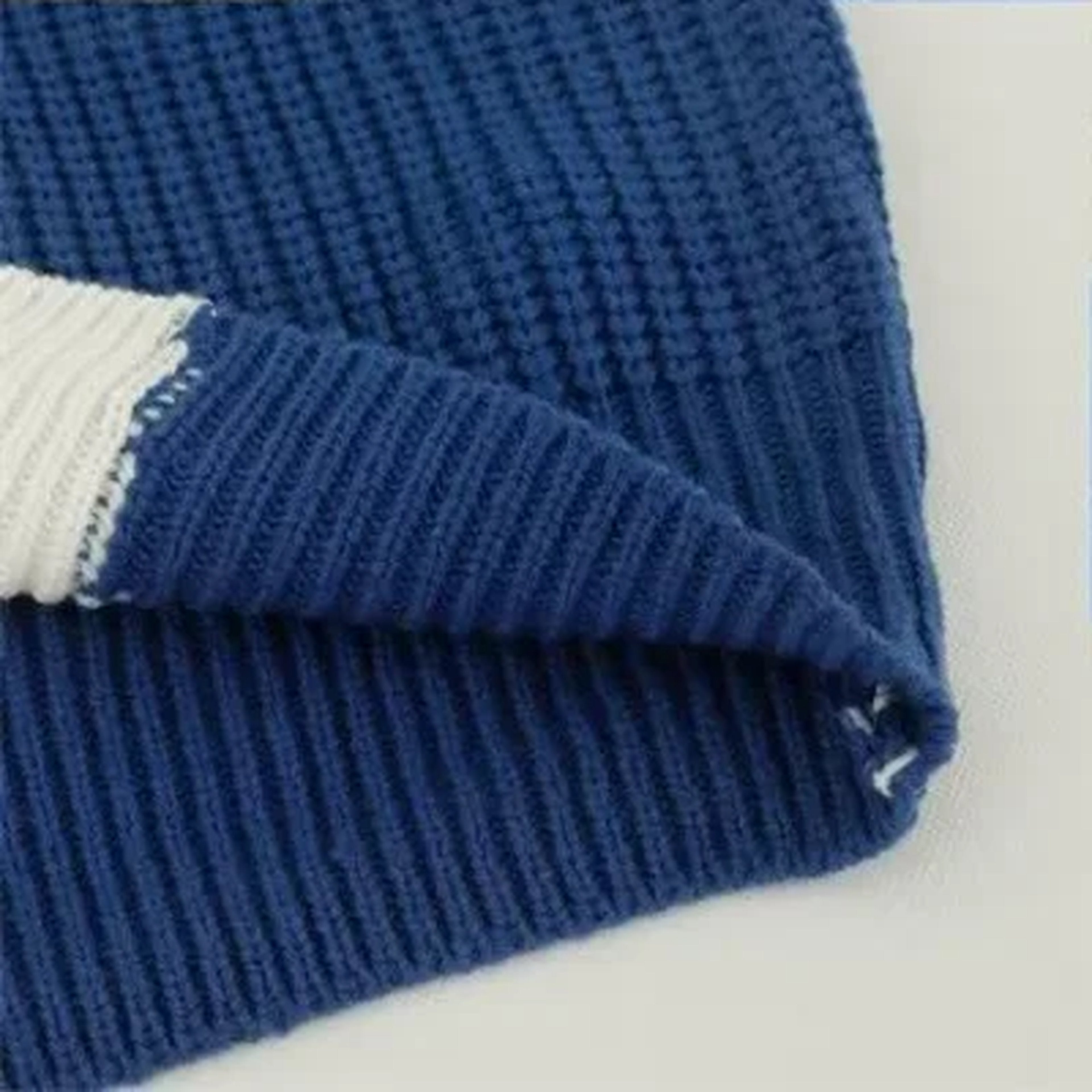 Leon | Wave Knit Sweater